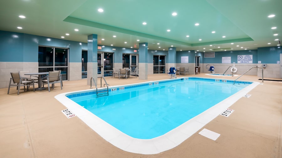 Holiday Inn Express & Suites Florence I-95 & I-20 Civic Ctr by IHG