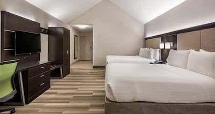 Holiday Inn Express & Suites Florence I-95 & I-20 Civic Ctr by IHG