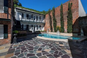 Outdoor pool, sun loungers