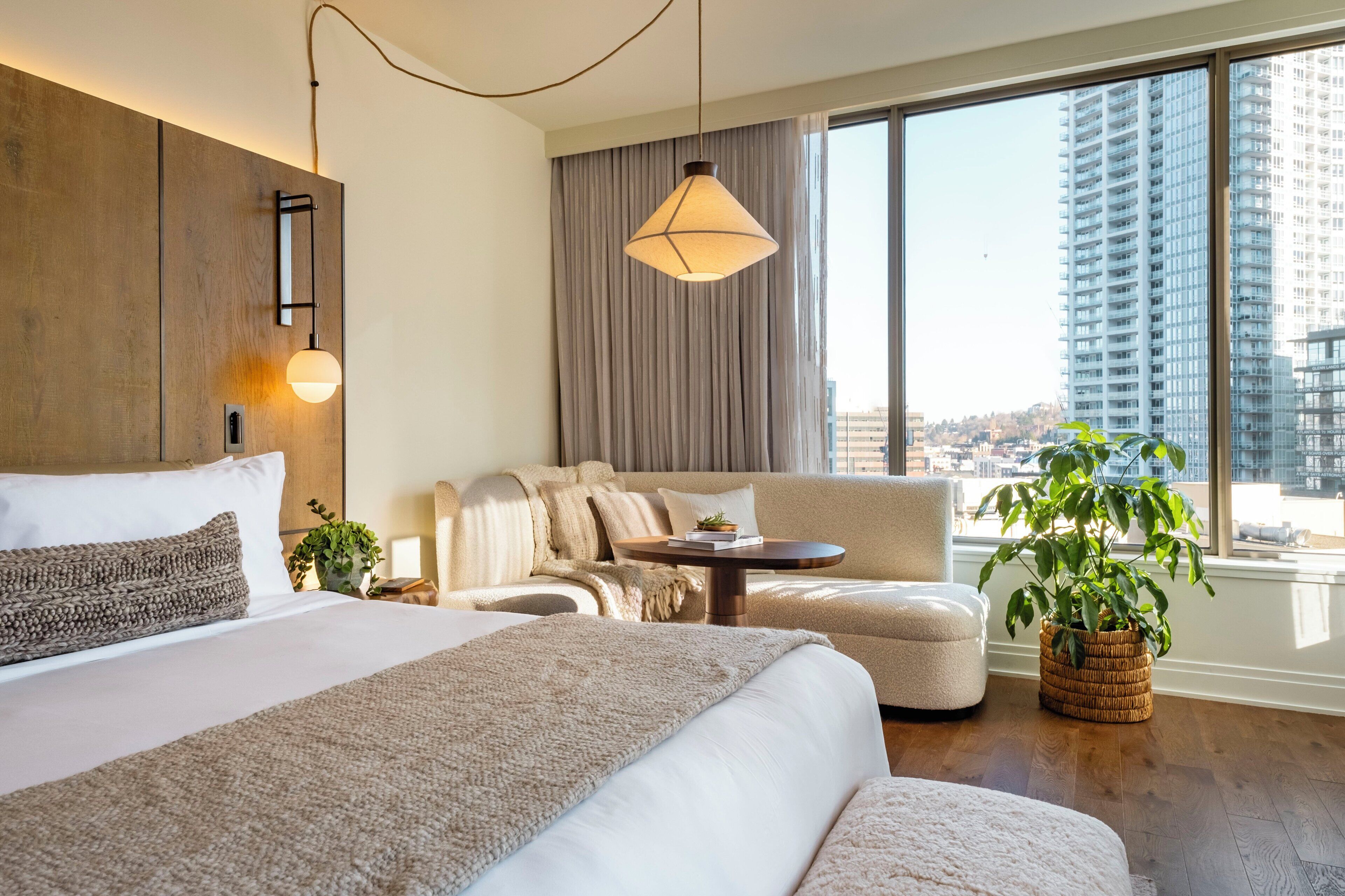 studio suite | egyptian cotton sheets, premium bedding, minibar, in-room safe