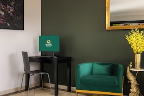 Business center - Quality Inn Lake Elsinore I-15 (Lake Elsinore)