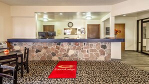 Unclassified image, 2 of 30, button - Econo Lodge Waupaca (Waupaca)