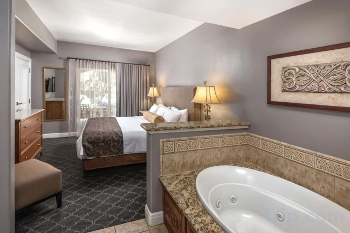 Resort Suite King