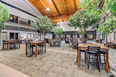 心脏地旅馆和套房，Best Western SureStay收藏