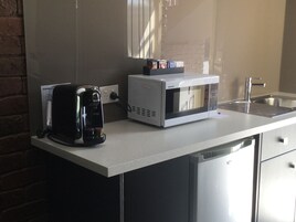 Fridge, microwave, coffee/tea maker, electric kettle