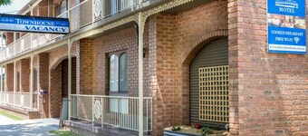 Albury Townhouse Motel