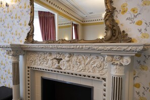 Interior - Grosvenor Suites (Edinburgh)