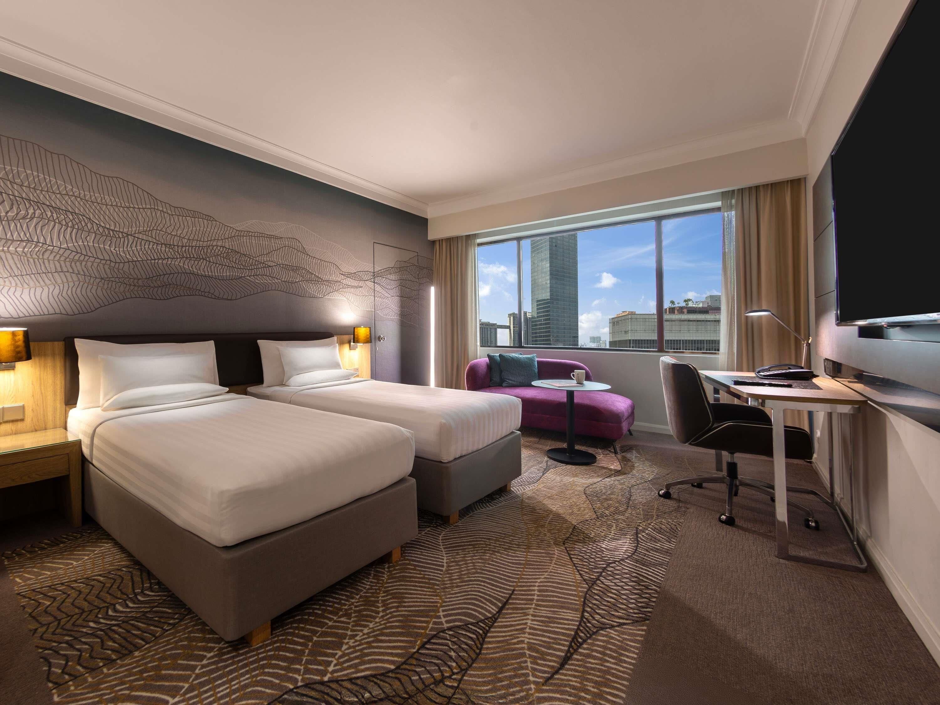 迷你吧、客房內保險箱、書桌、遮光布/窗簾