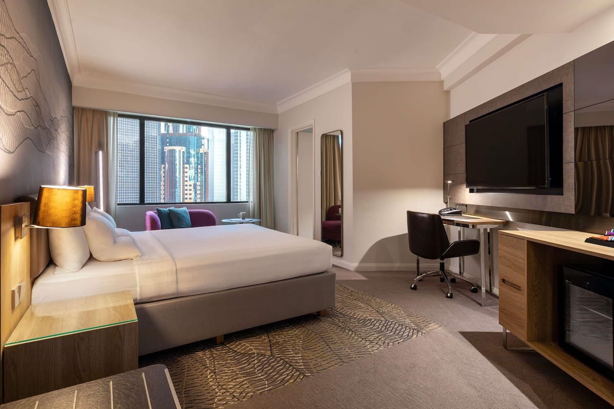 Kamar Eksekutif, 1 Tempat Tidur King | 1 kamar tidur, minibar, brankas, dan meja kerja