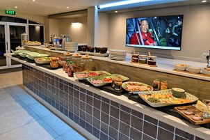 Daily buffet breakfast for a fee