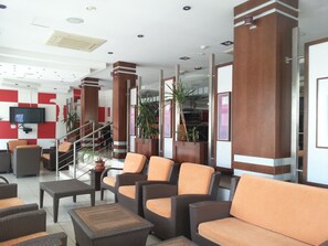 Interior - Marion (Polis)