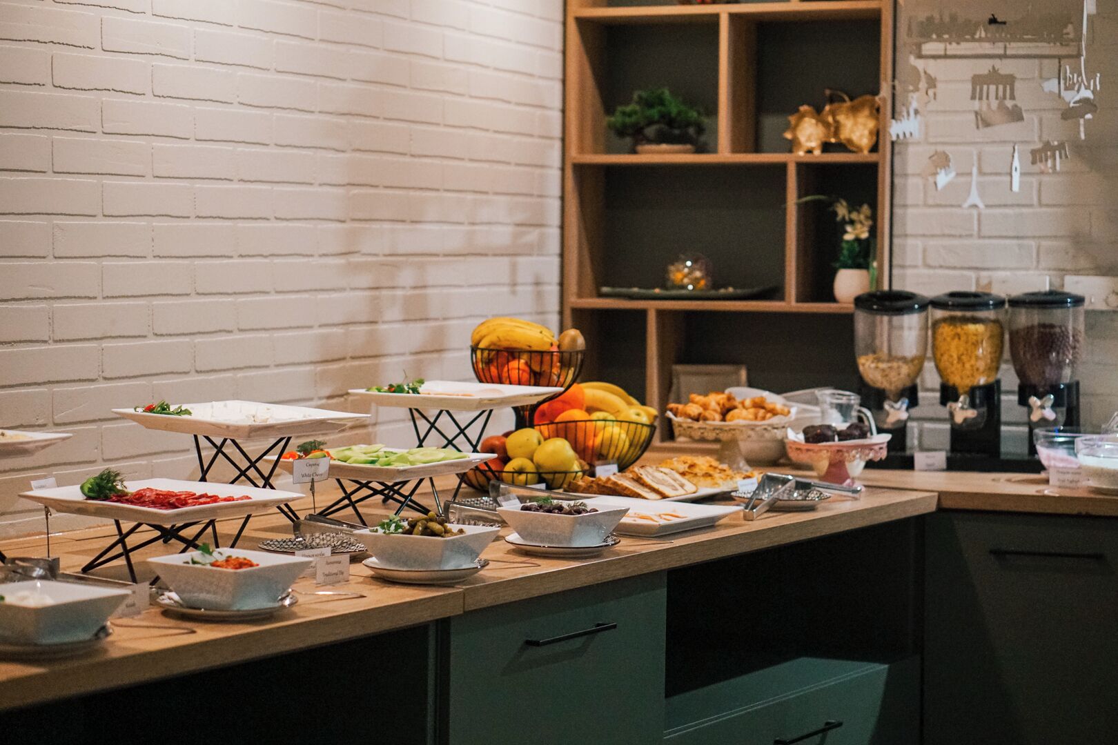 Daily buffet breakfast (EUR 10.00 per person)