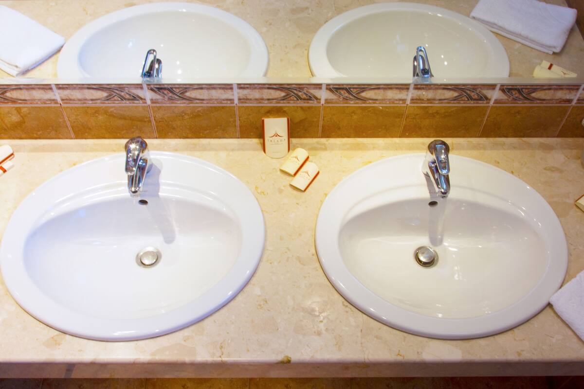 apartment | bathroom sink