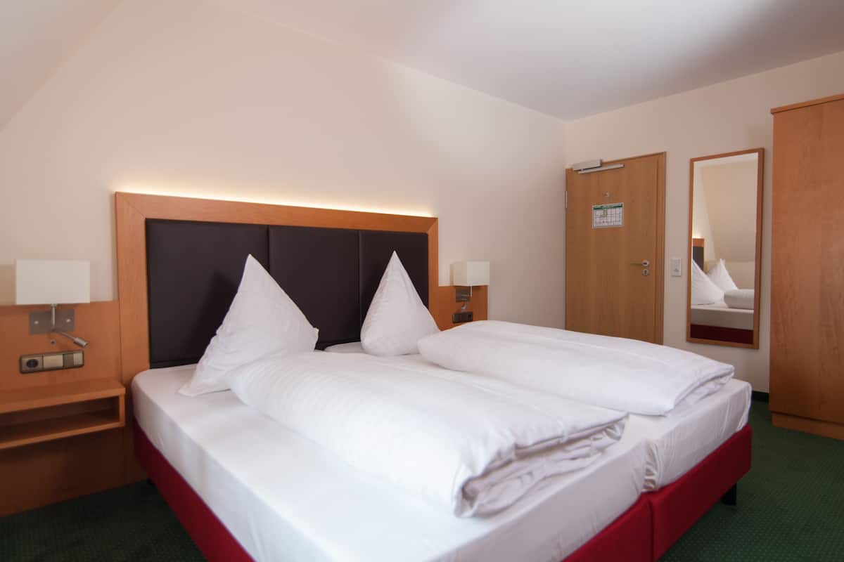Double Room, 1 Double Bed