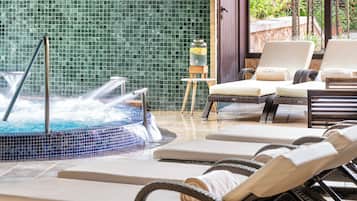 Couples treatment room(s), sauna, hot tub, Turkish bath/hammam