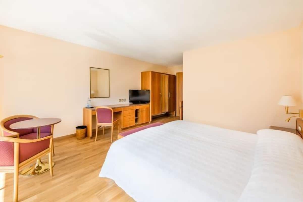 1 bedroom, minibar, in-room safe, soundproofing