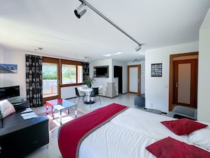 Apartment, 1 Bedroom, Balcony