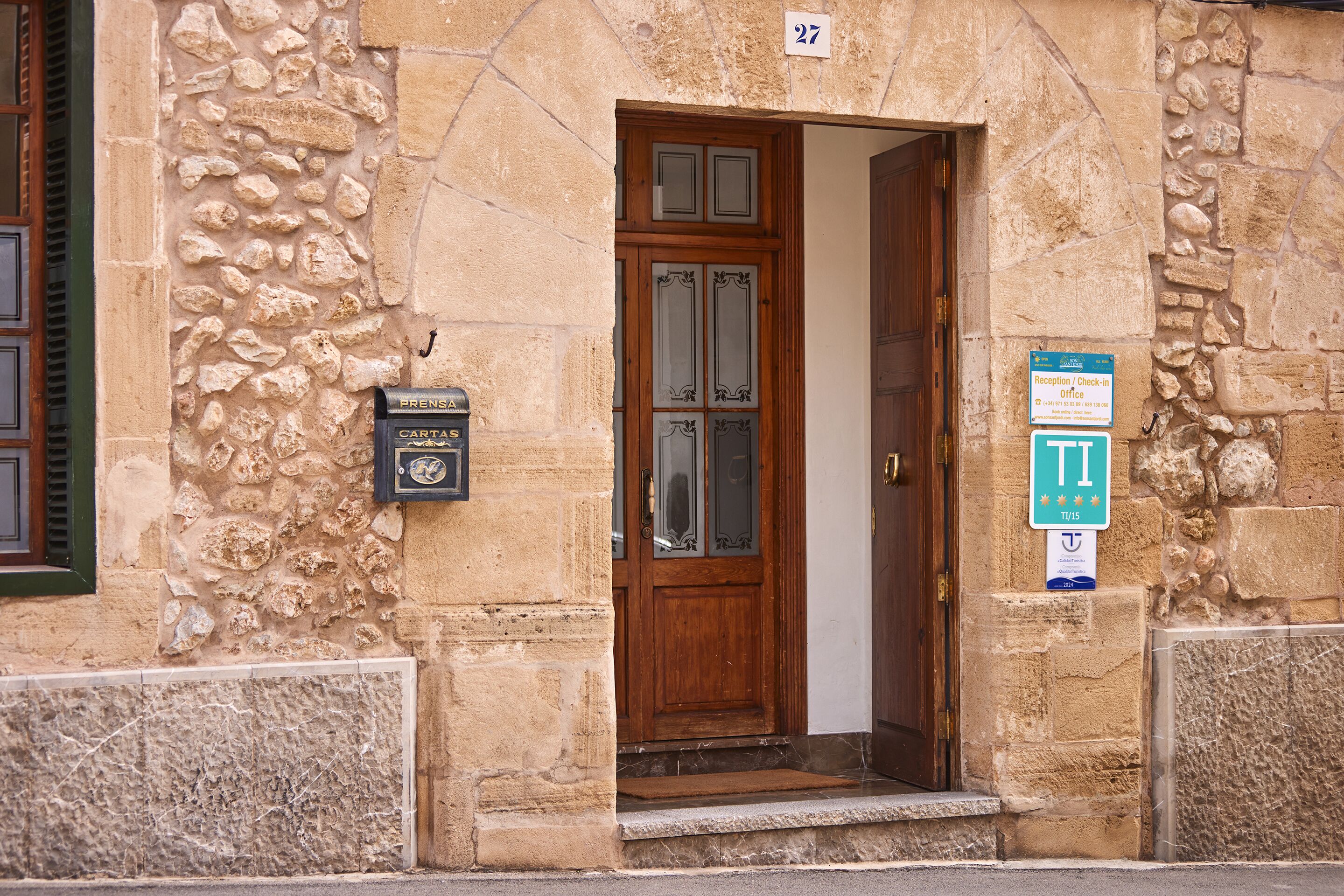 Photo - Son Sant Jordi