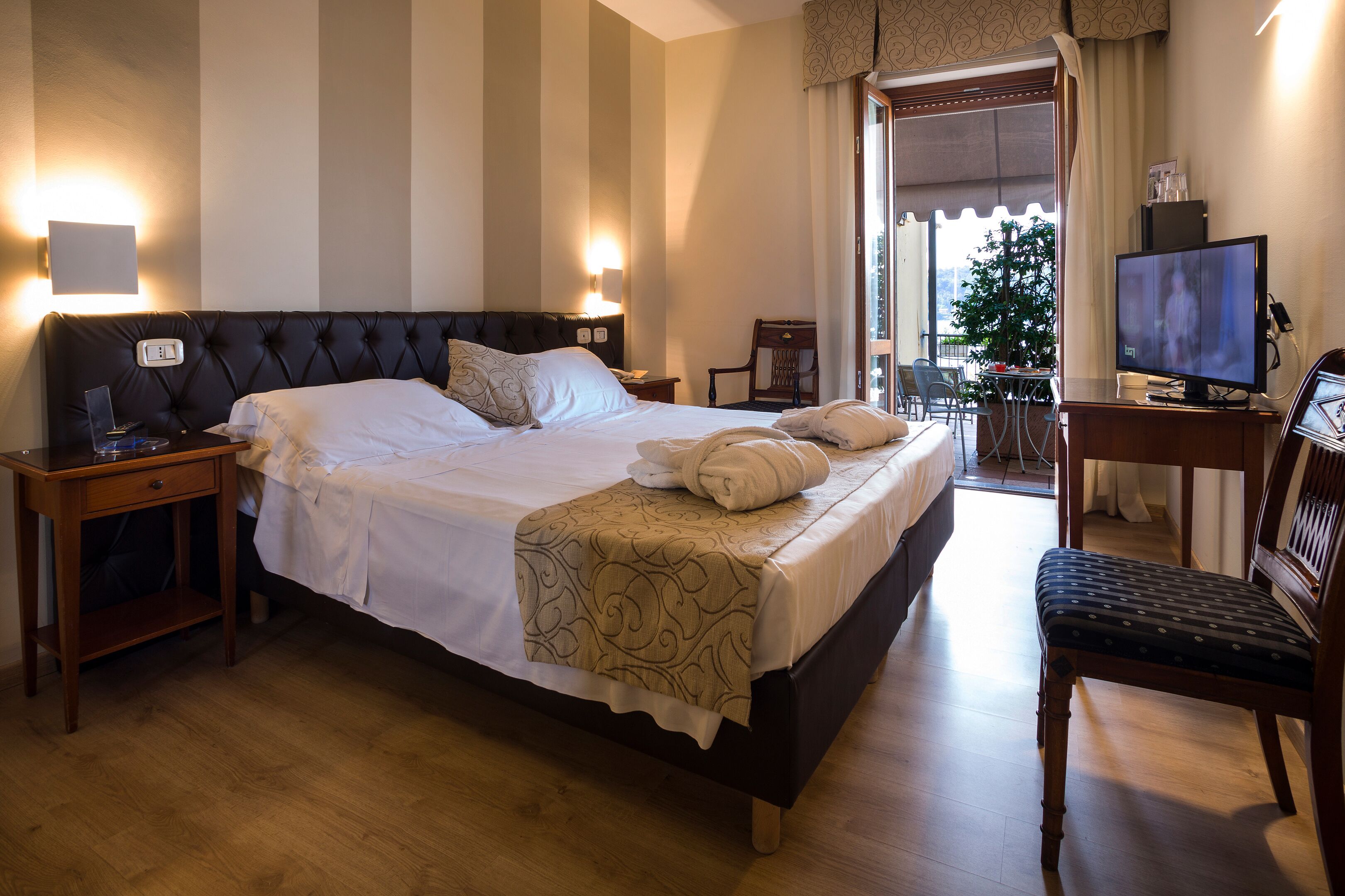 Double Room, Lake View