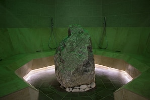 Couples treatment room(s), sauna, hot tub, Turkish bath/hammam - Alpen Garten Hotel Margherita (Rumo)