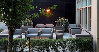 Courtyard by Marriott Montreal Airport