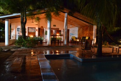 Los Cobanos Village Lodge