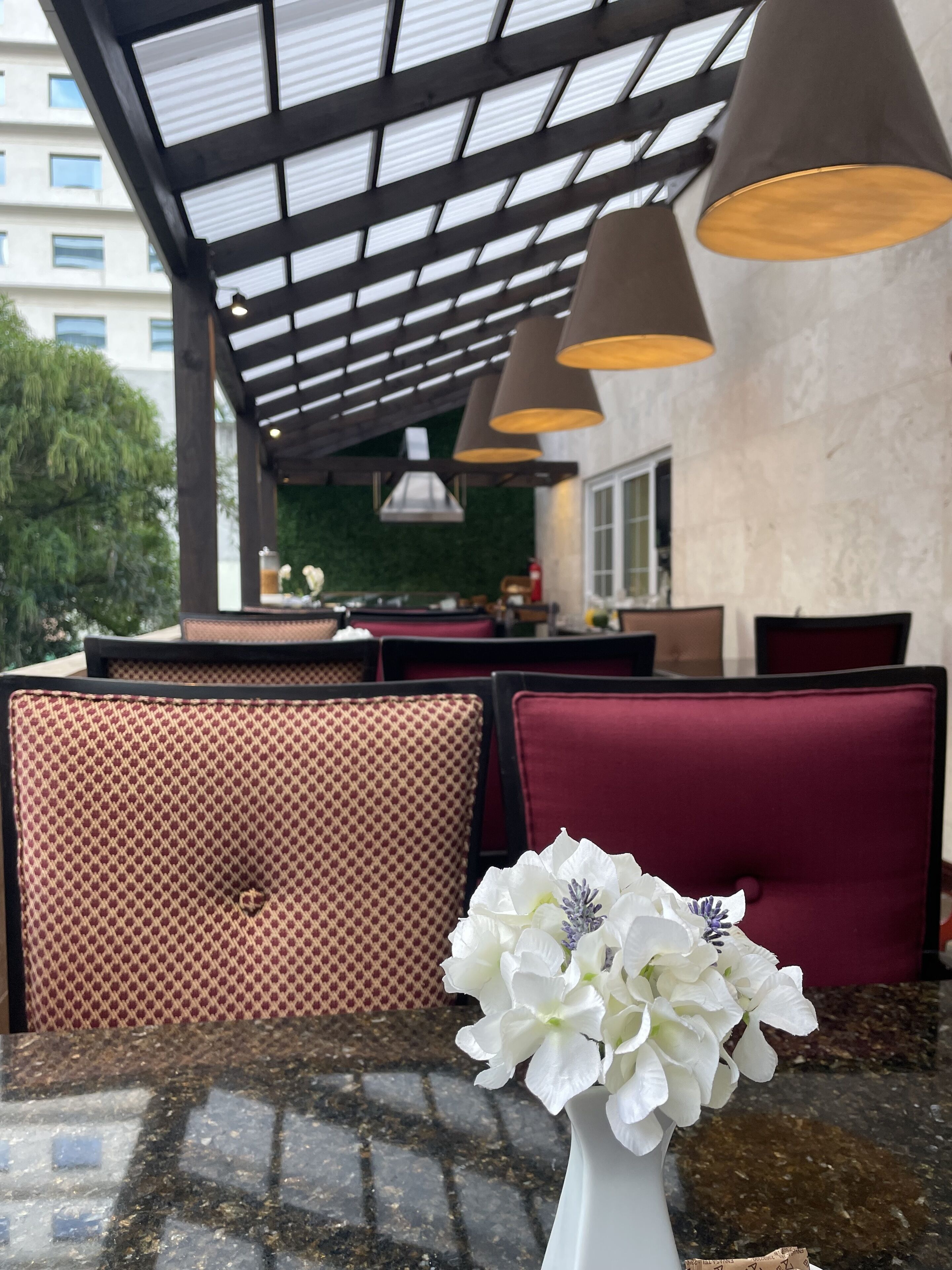 breakfast, lunch, dinner served; international cuisine