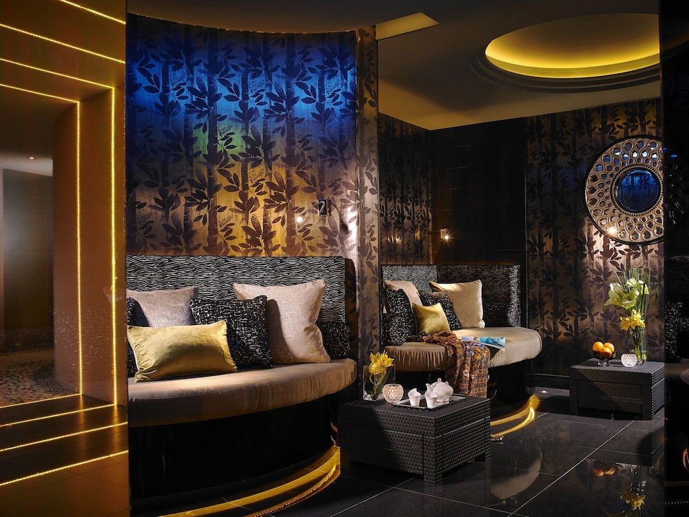 4 Star Hotels