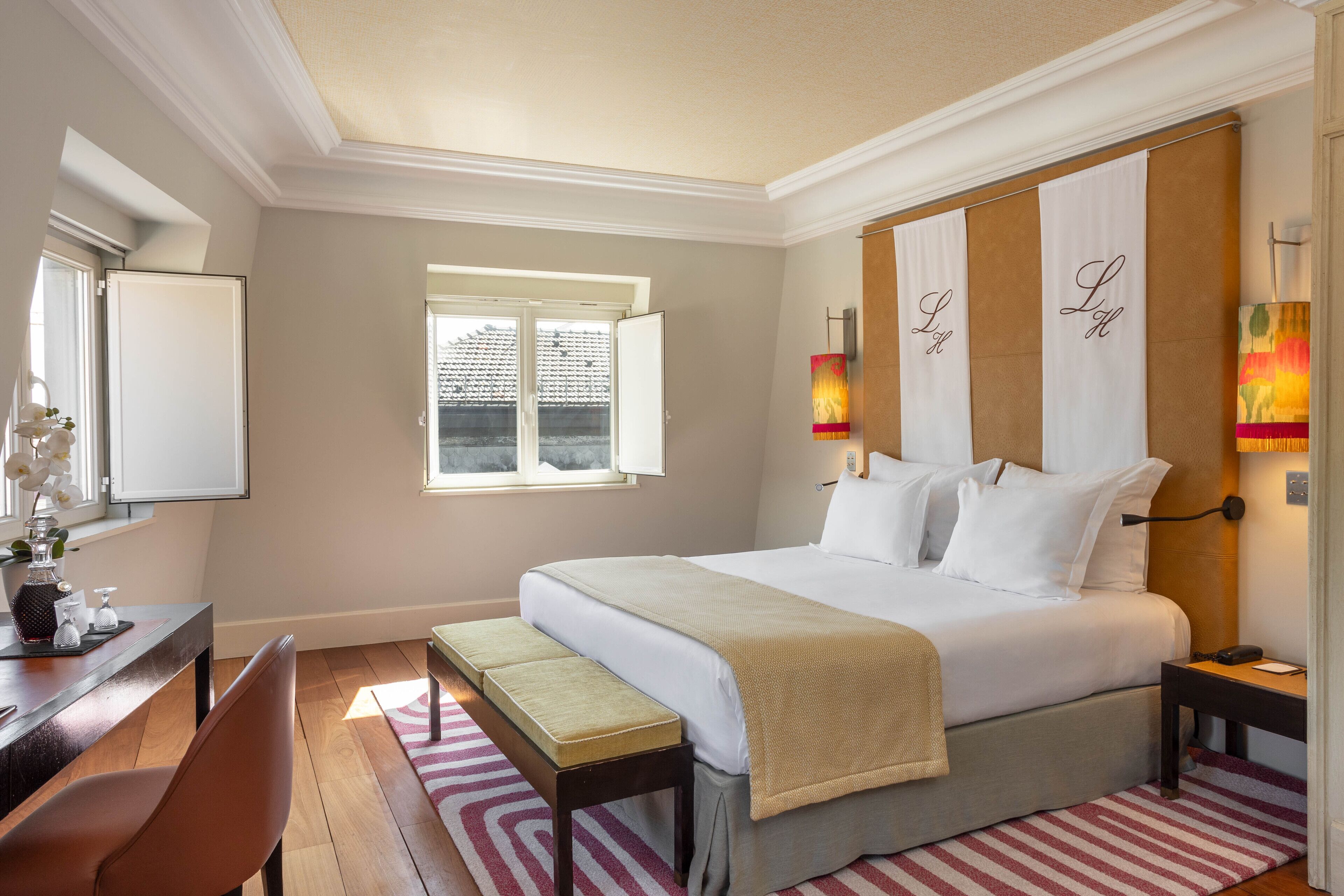 heritage double room | hypo-allergenic bedding, minibar, in-room safe, desk