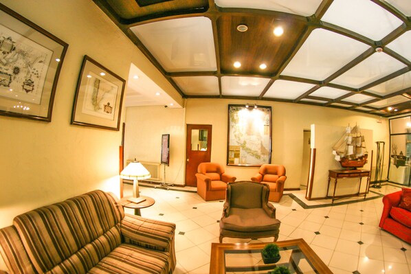 Interior - Hotel Los Navegantes (Punta Arenas)