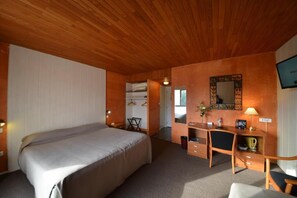 Premium bedding, pillow-top beds, free cots/infant beds, free WiFi
