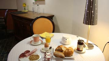 Colazione a buffet a pagamento, servita tutte le mattine