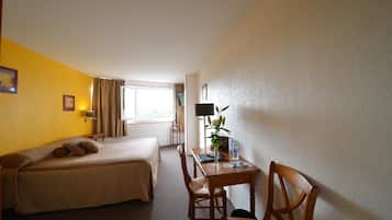 Premium bedding, pillowtop beds, free cribs/infant beds, free WiFi