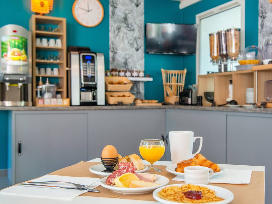 Morgenmadsbuffet hver dag (12.90 EUR pr. person)