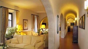 Lobby sitting area - Antico Convento Park Hotel et Bellevue (Pistoia)