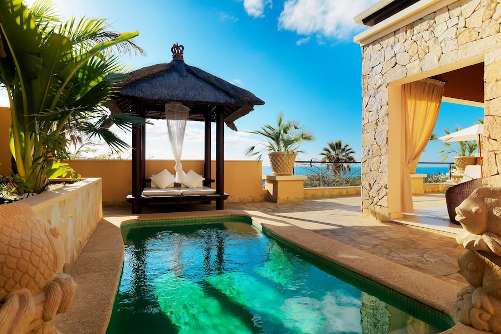 Royal Garden Villas & Spa