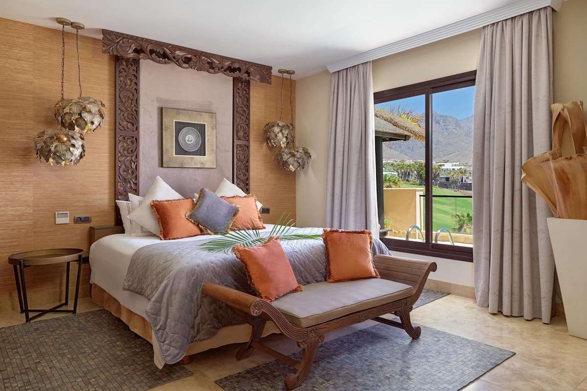 3 bedroom Royal Villa (with private heated pool) | 1 bedroom, minibar, in-room safe, individually decorated