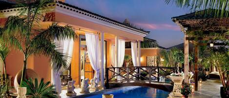 Udendørs pool, liggestole