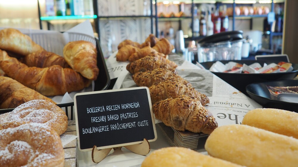 Gastrohotel RH Canfali by null