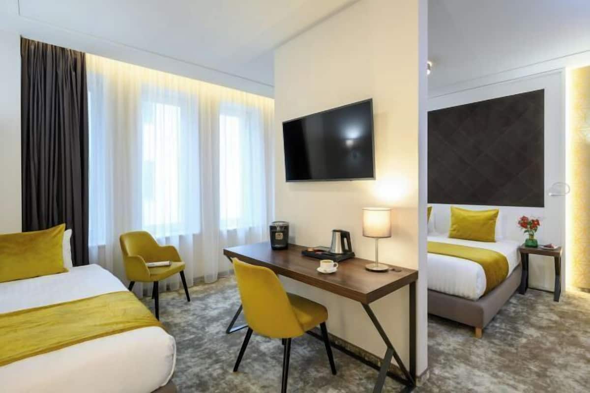 Minibar, in-room safe, desk, soundproofing