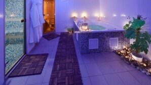 Indoor spa tub - Premium Business Hotel Bratislava (Bratislava)