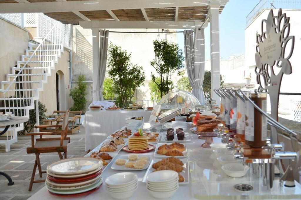 Petit déjeuner buffet compris tous les jours