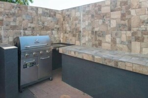 BBQ/picnic area