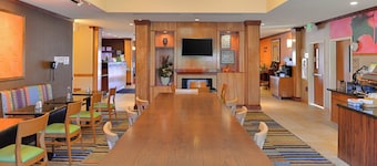 Fairfield Inn and Suites by Marriott Sacramento Elk Grove