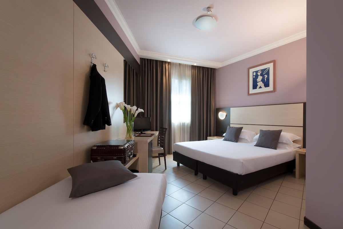 Down duvets, minibar, in-room safe, desk