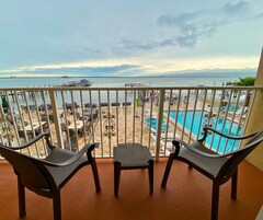 Studio King or Queen, Waterfront View | Balcony