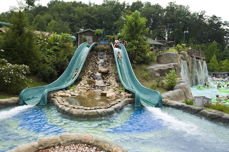 Sehenswürdigkeit. Holiday Inn & Suites Pigeon Forge Convention Center by IHG