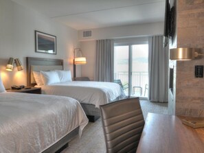 Suite, 1 Bedroom, Fireplace, River View (Top Floor) | Egyptian cotton sheets, premium bedding, pillowtop beds
