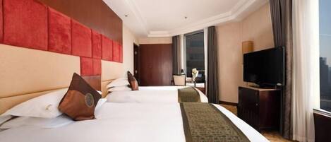 Zimmersafe, Bügeleisen/Bügelbrett, Babybetten, Internetzugang