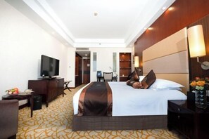 In-room safe, iron/ironing board, cots/infant beds, Internet - Celebrity City Hotel Nanjing (Nanjing)